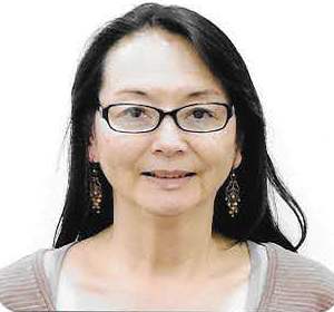 headshot of Linda Wong